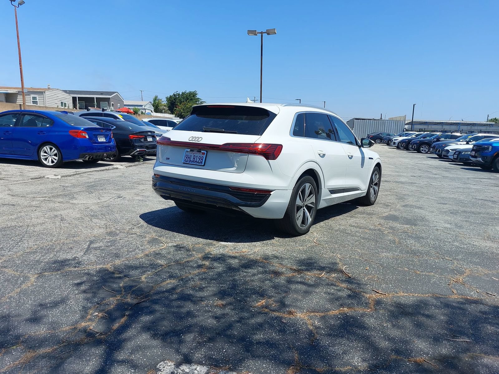 Used 2024 Audi Q8 e-tron Premium Plus w/ Premium Plus Package AWD/4WD image 3