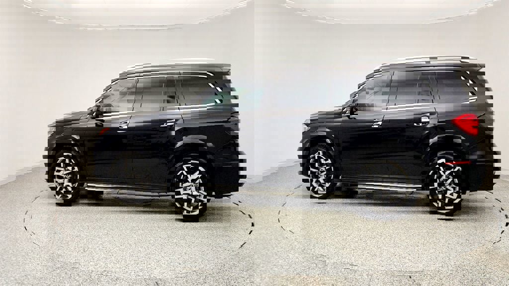 Used 2017 Mercedes-Benz GLS 550 4MATIC image 8