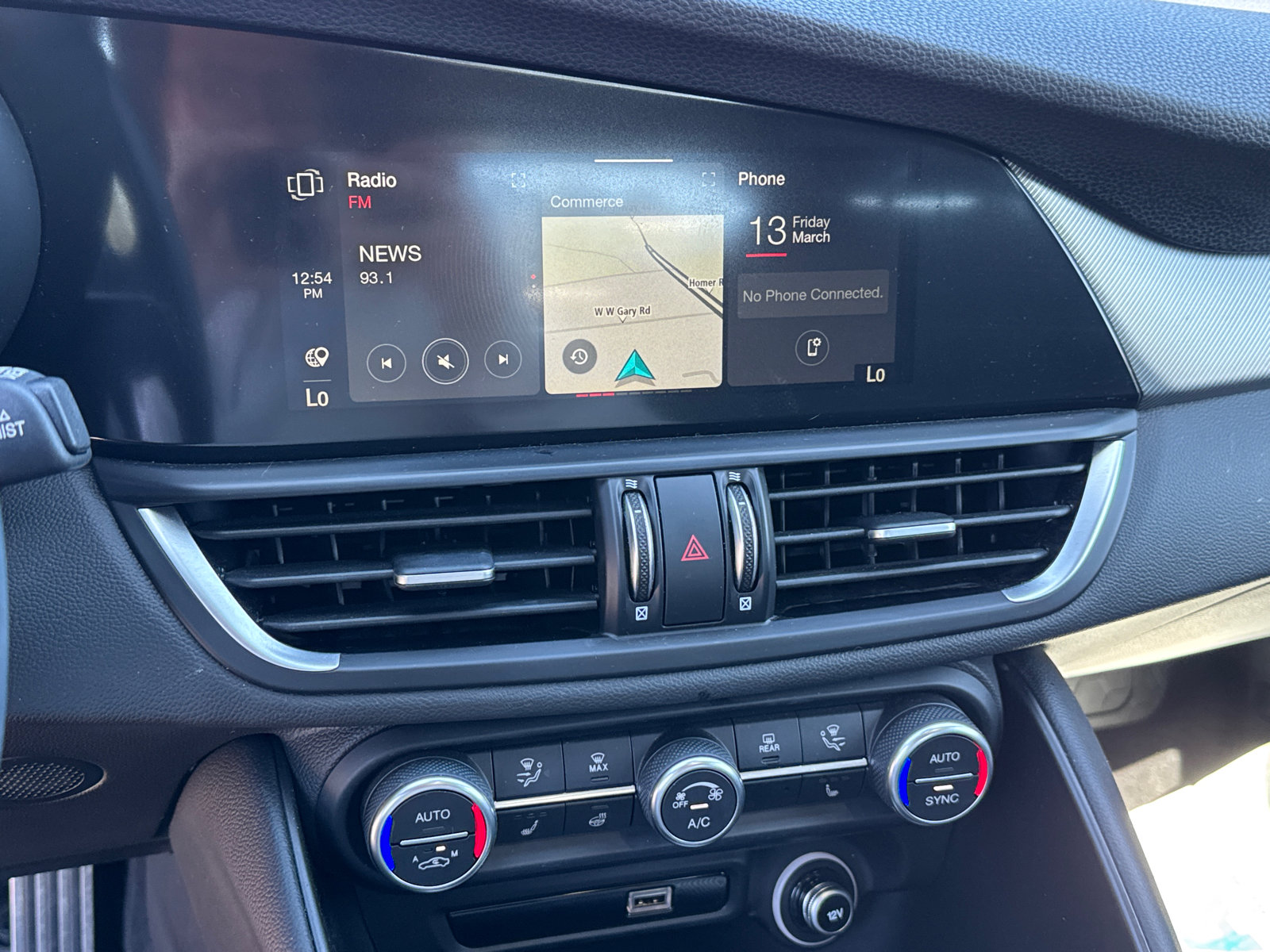 Used 2024 Alfa Romeo Giulia Ti image 20