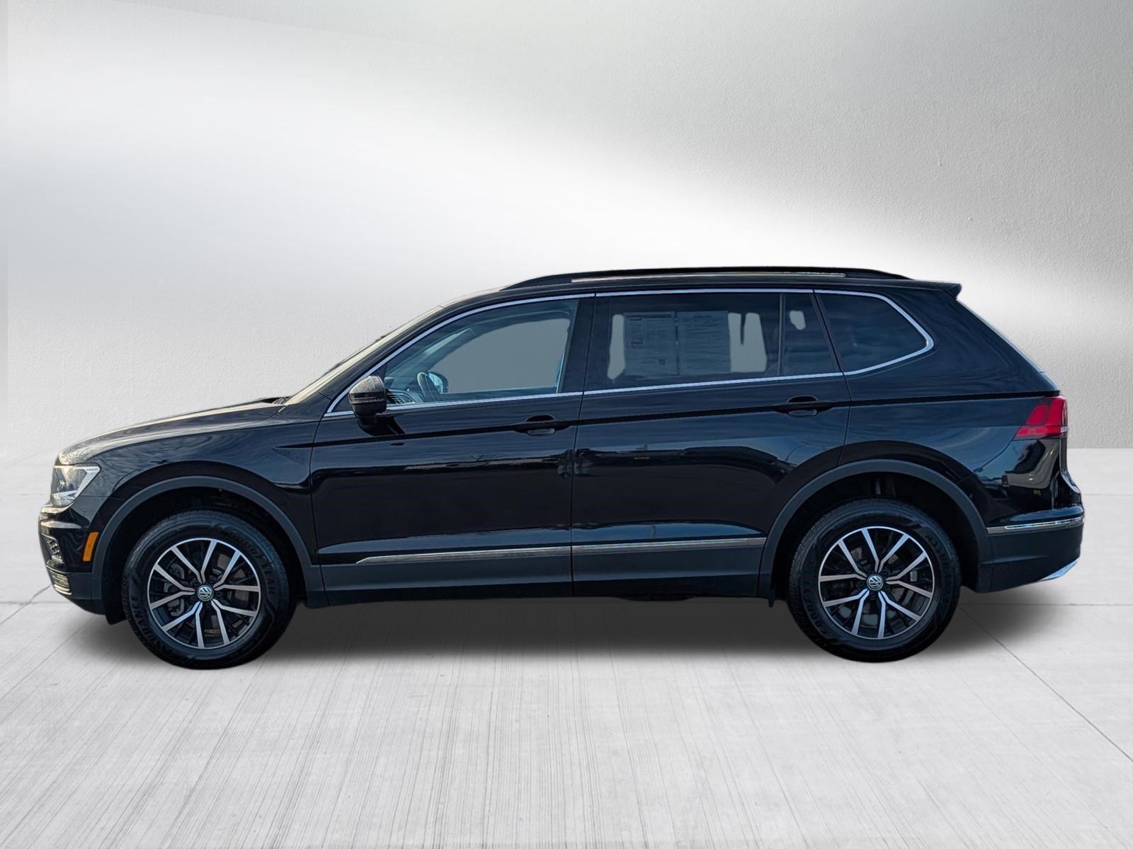 Used 2021 Volkswagen Tiguan SE image 4