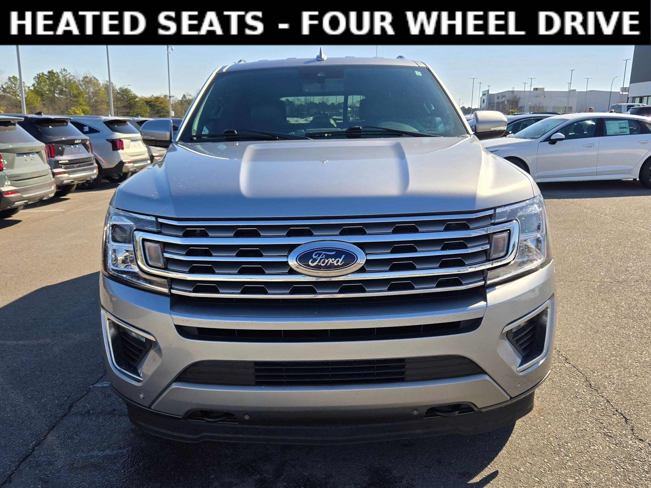 Used 2021 Ford Expedition Limited image 2