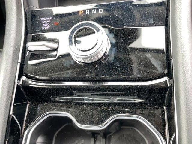 New 2023 Jeep Grand Cherokee L Limited w/ Luxury Tech Group II AWD/4WD image 17