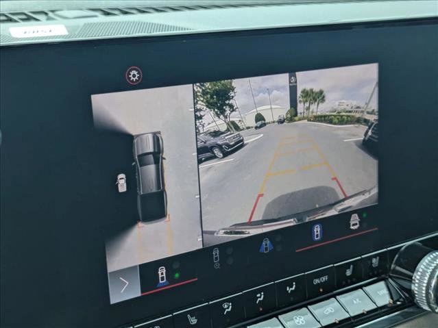 Used 2023 GMC Canyon Denali w/ Denali Black Edition image 13