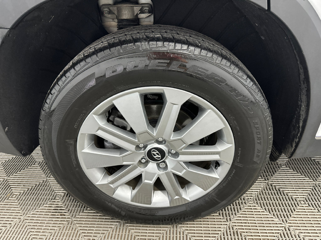 Used 2025 Hyundai Palisade SE FWD image 18