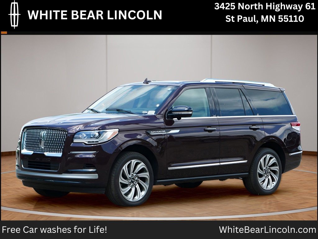 Used 2023 Lincoln Navigator Reserve image 1