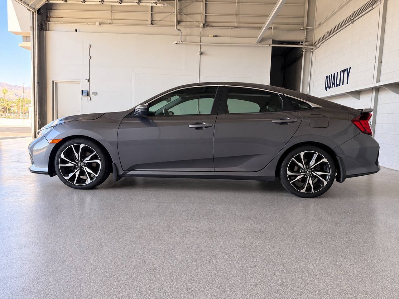 Used 2018 Honda Civic Si image 8