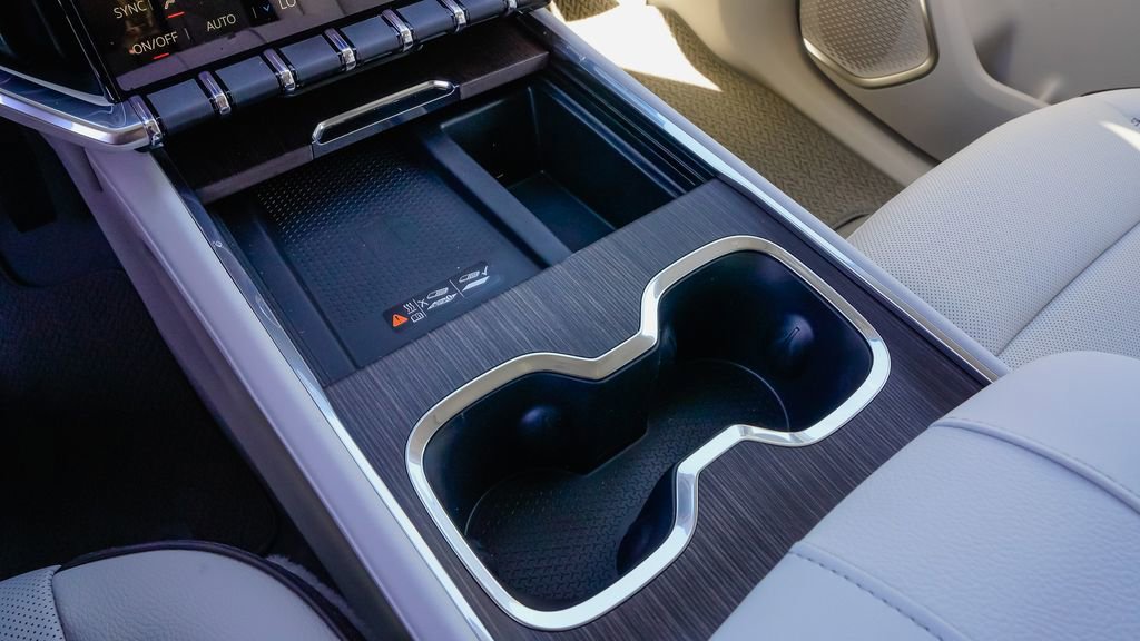 New 2026 GMC Acadia Denali AWD/4WD image 15
