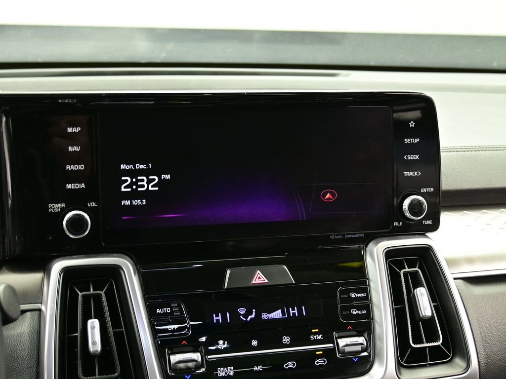 Used 2024 Kia Sorento EX w/ Panoramic Sunroof Package image 11