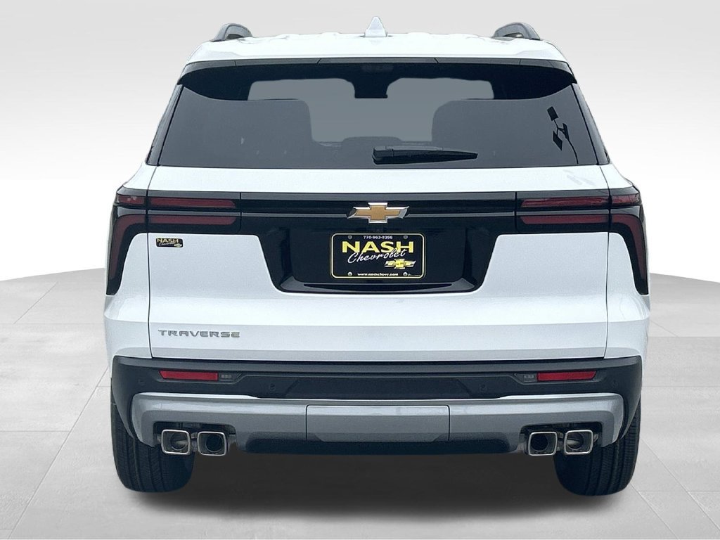 New 2027 Chevrolet Traverse LT w/ Driver Confidence Package FWD image 4