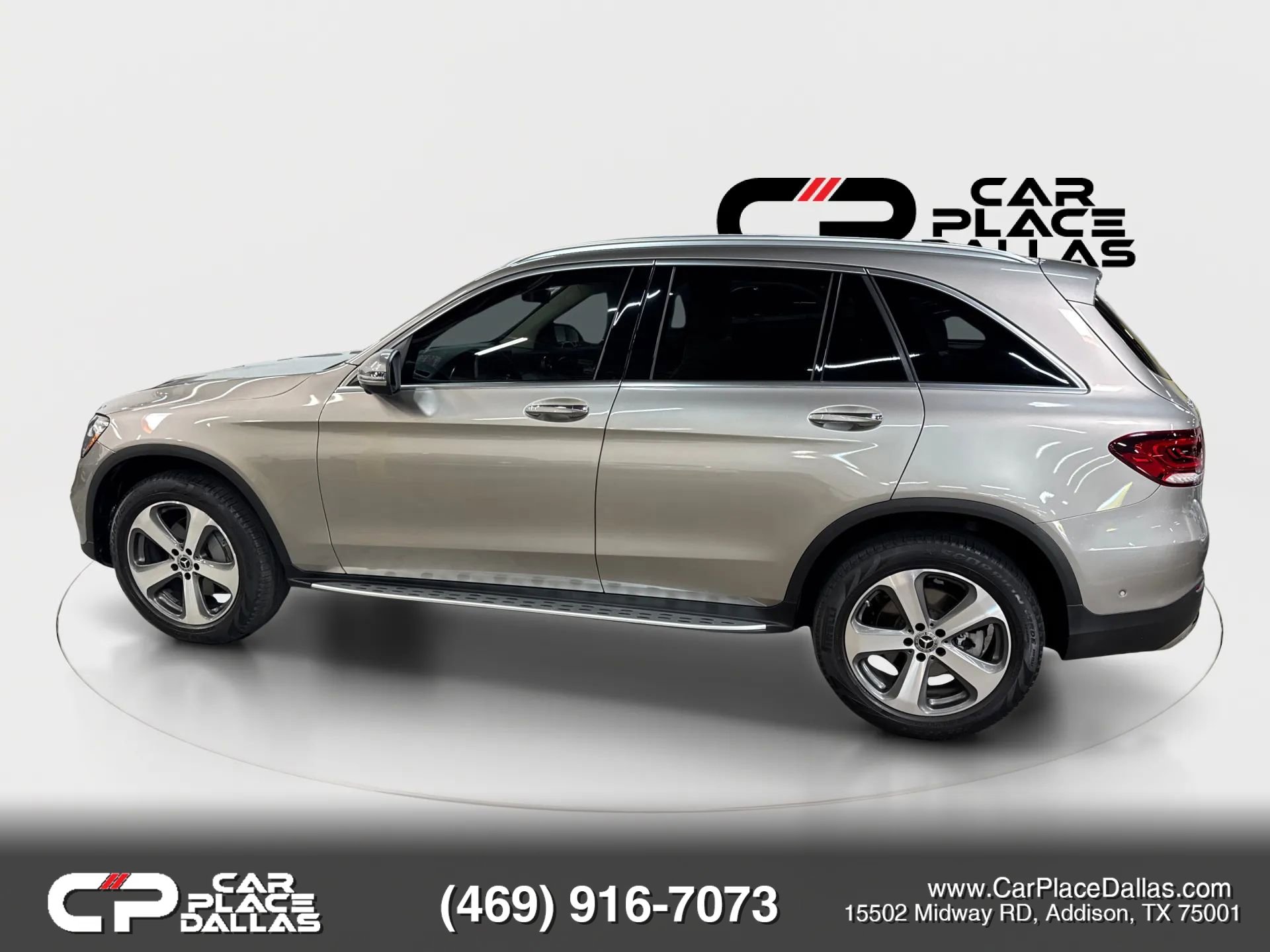 Used 2021 Mercedes-Benz GLC 300 w/ Premium Package image 8