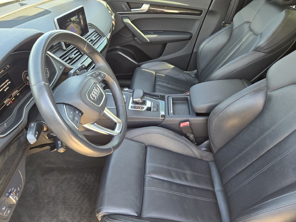Used 2018 Audi Q5 2.0T Premium Plus w/ Premium Plus Package AWD/4WD image 17