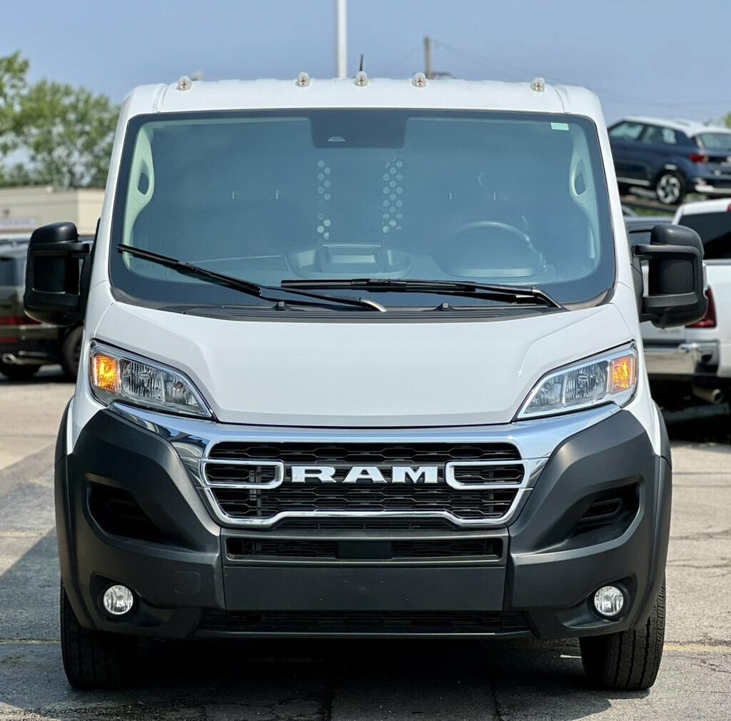 Used 2025 RAM ProMaster 2500 w/ U-Haul Equipment Group FWD image 31
