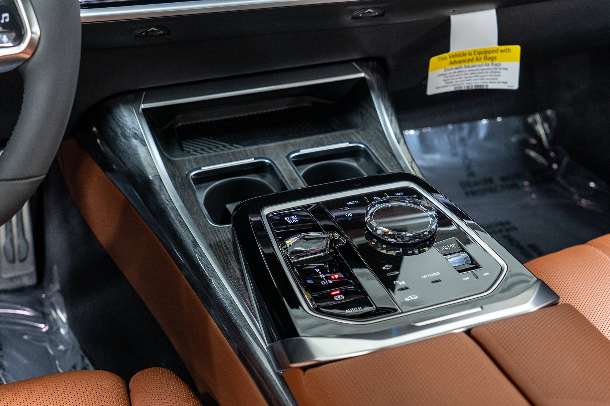 Used 2025 BMW 760i xDrive w/ Executive Package image 22