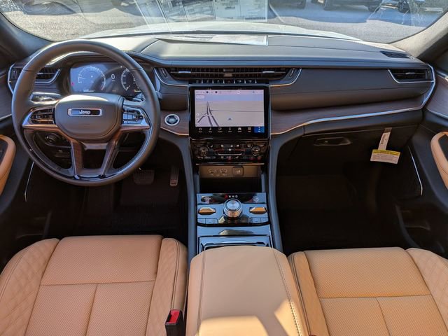 New 2025 Jeep Grand Cherokee Summit w/ Obsidian Package image 31