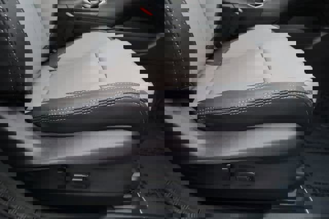 Certified 2025 Subaru Outback Limited w/ Popular Package #2 image 37