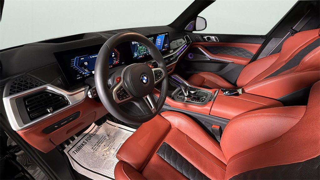Used 2025 BMW X5 M Competition w/ Executive Package image 18
