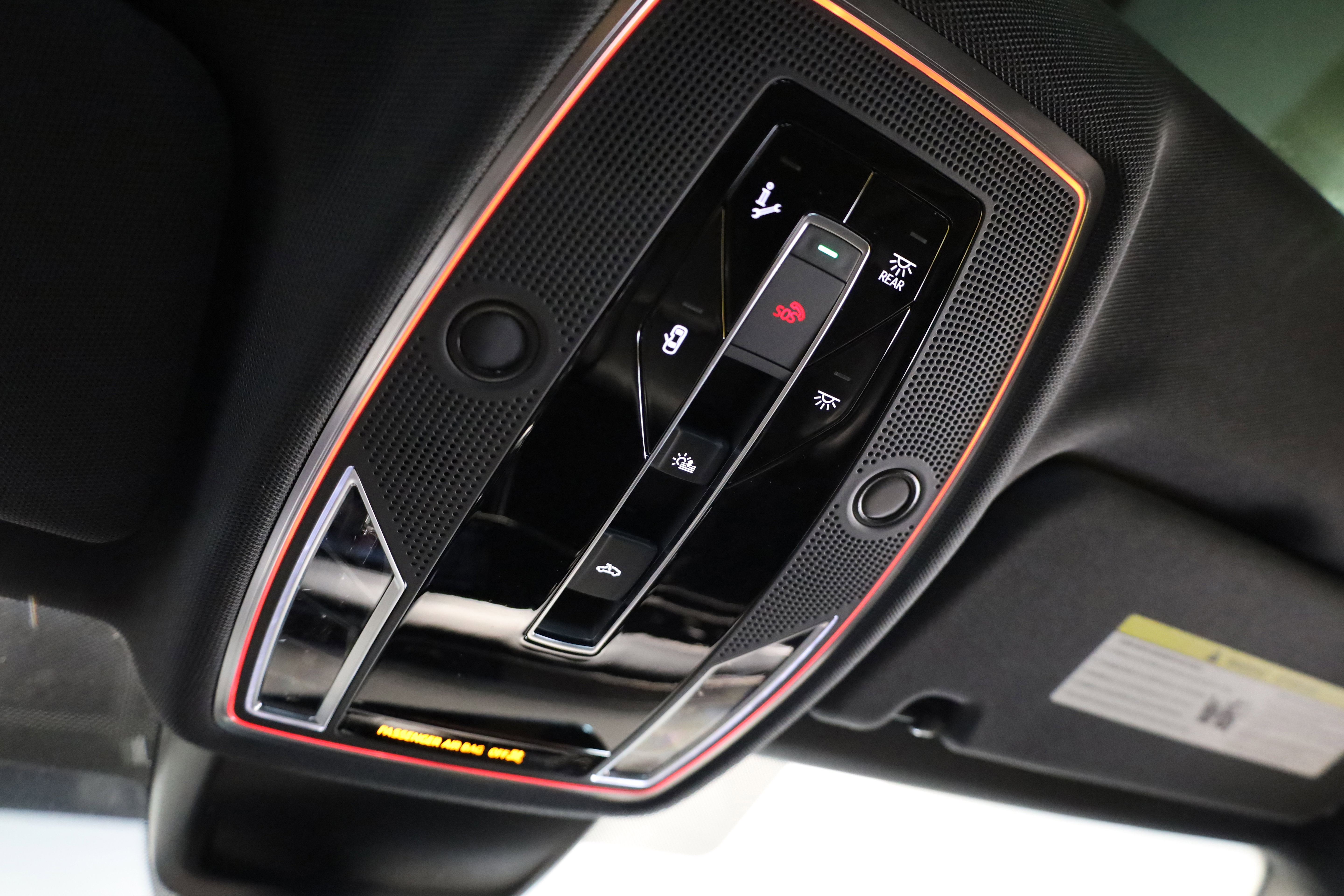 Used 2022 Audi A8 L 3.0T w/ Executive Package image 33