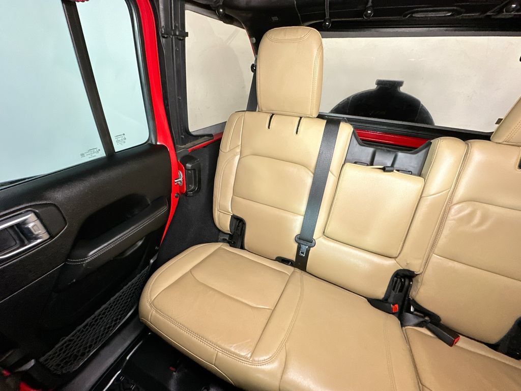Used 2019 Jeep Wrangler Unlimited Rubicon AWD/4WD image 12