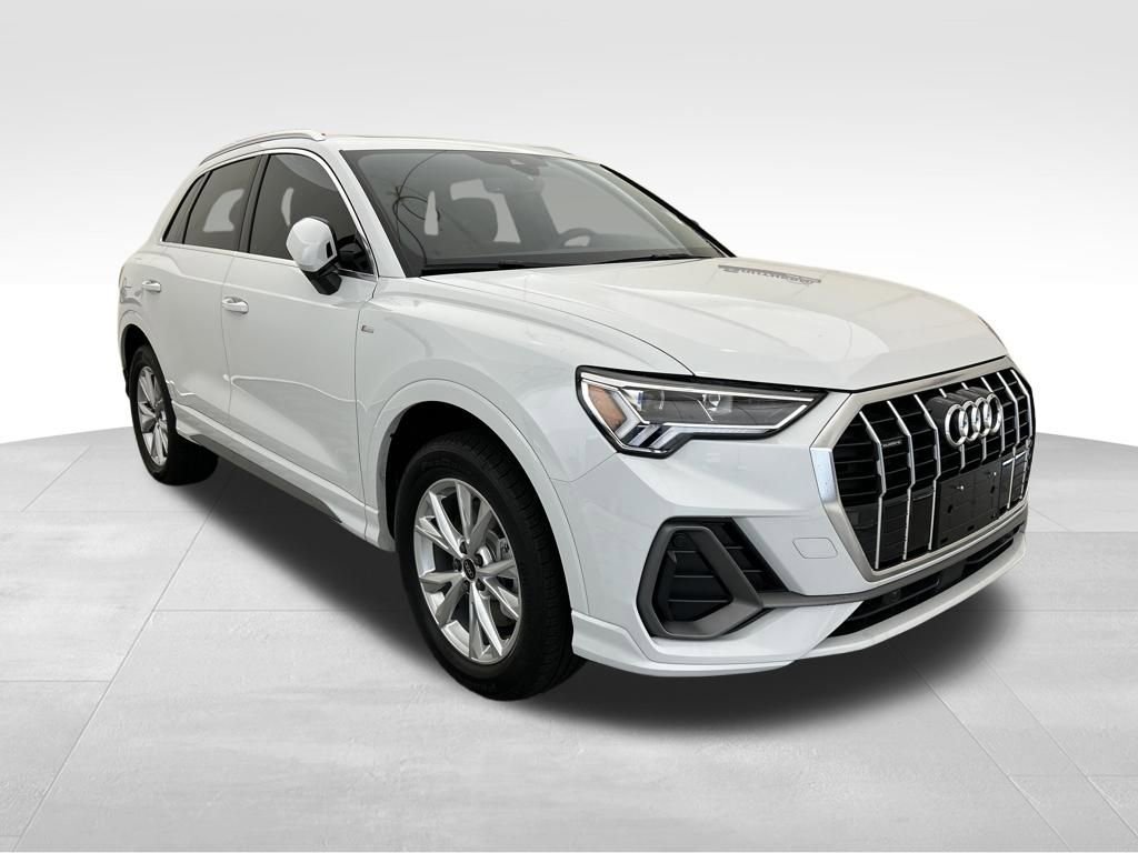 Used 2025 Audi Q3 2.0T Premium image 7