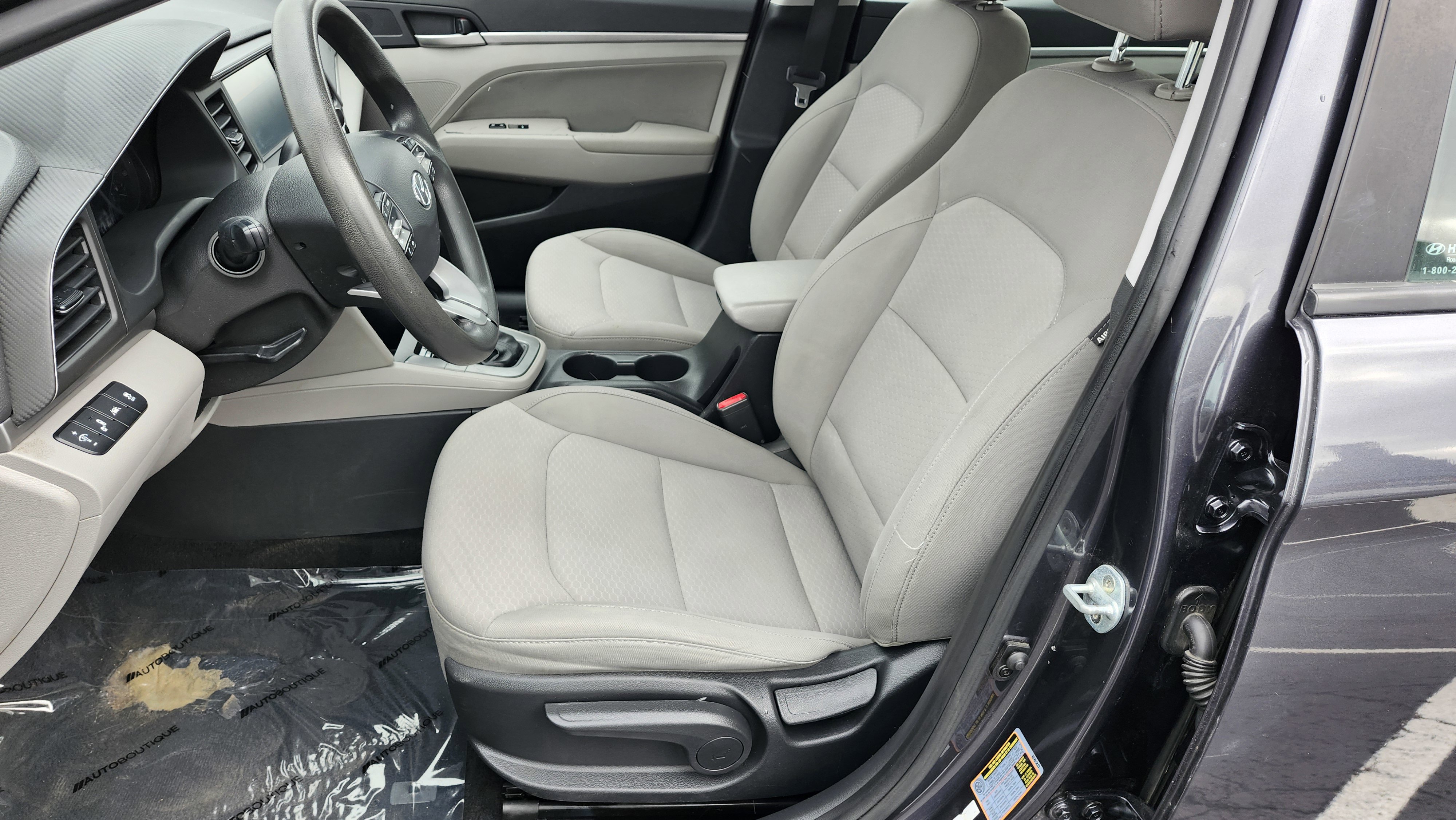 Used 2020 Hyundai Elantra SEL image 20