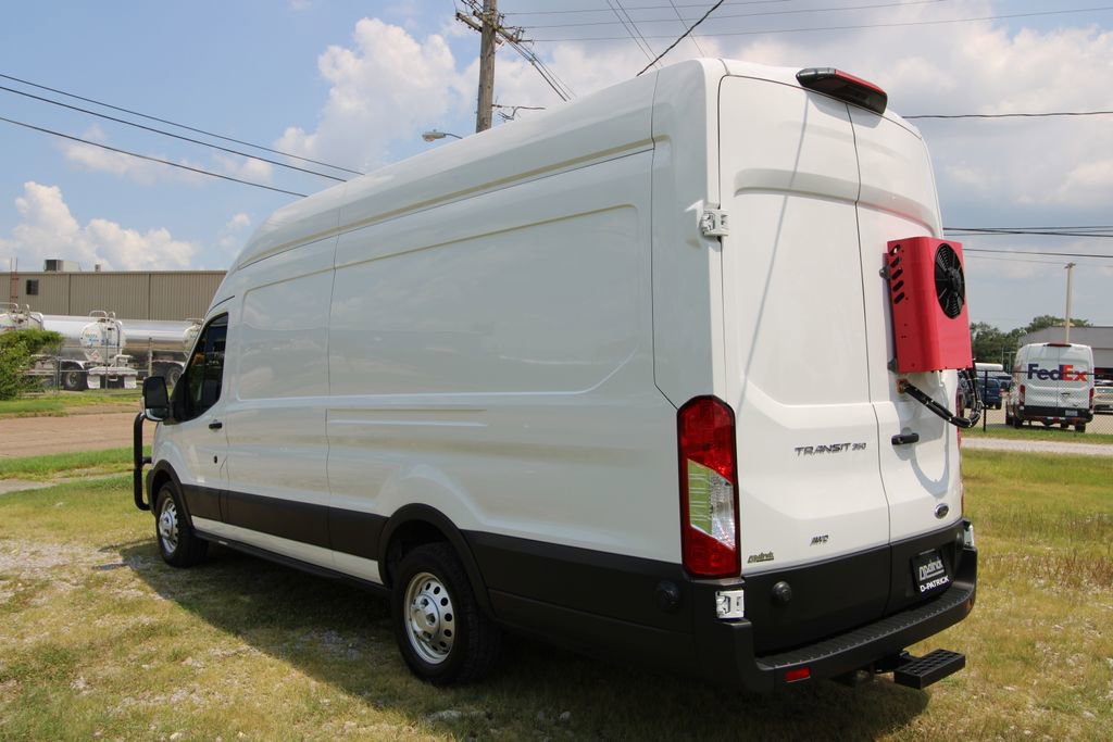 Used 2024 Ford Transit 350 148 High Roof Extended AWD image 26