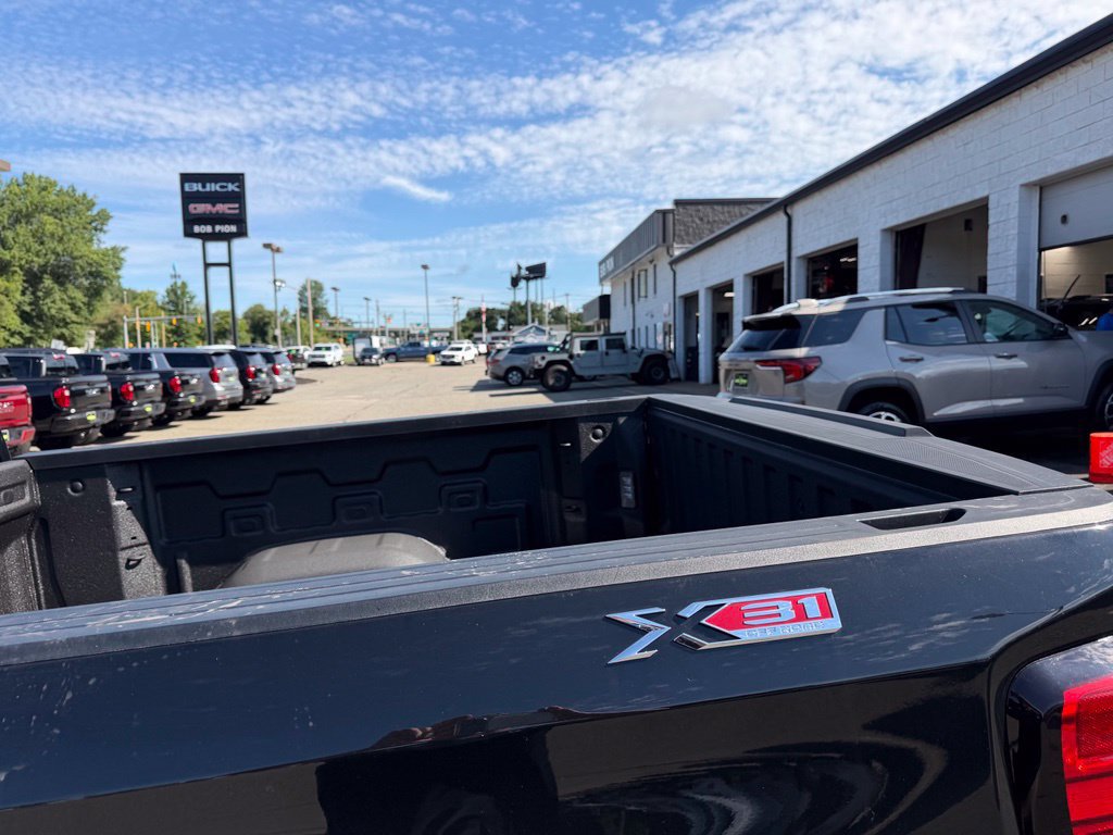 New 2026 GMC Sierra 1500 Elevation w/ Elevation Premium Package AWD/4WD image 8