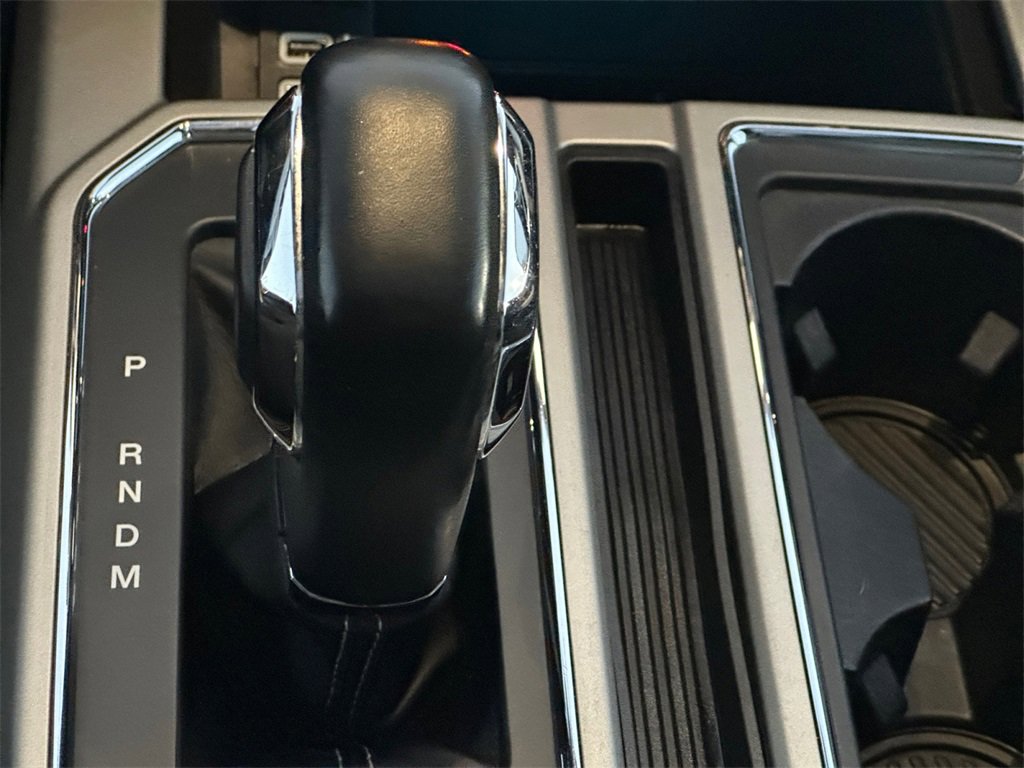 Used 2019 Ford F150 Lariat image 17