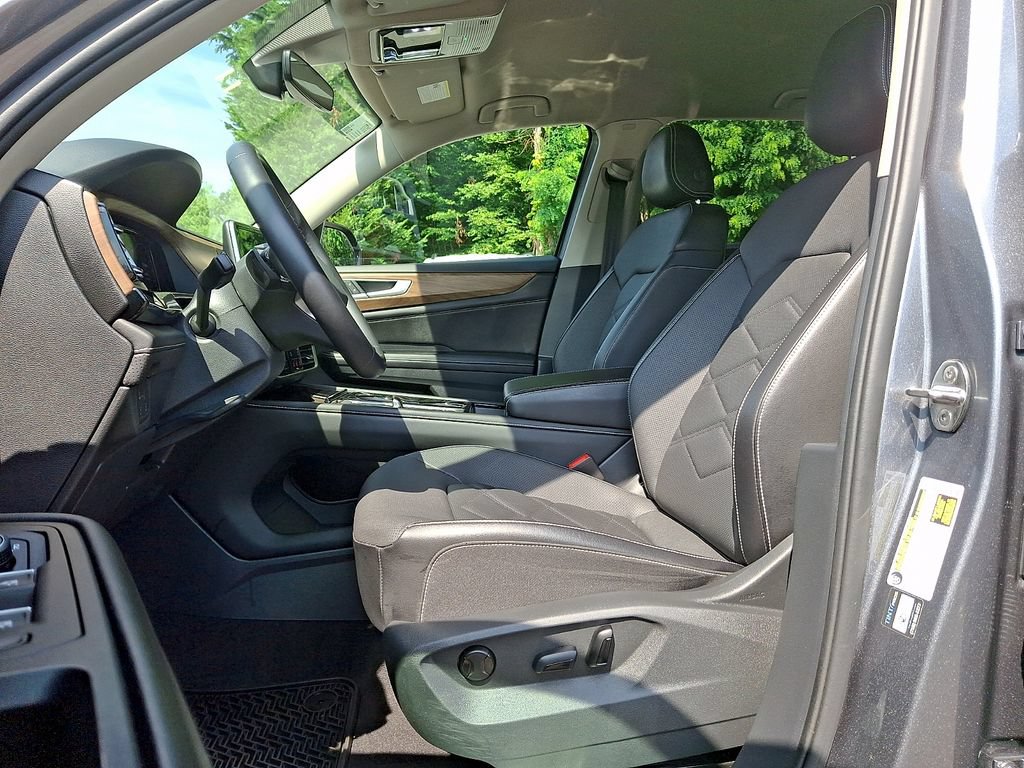 Certified 2024 Volkswagen Atlas SE AWD/4WD image 13