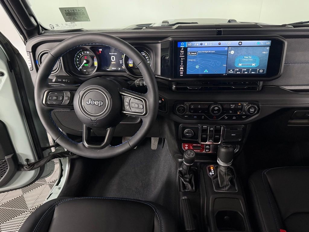 Used 2024 Jeep Wrangler Unlimited Rubicon 4xe image 15