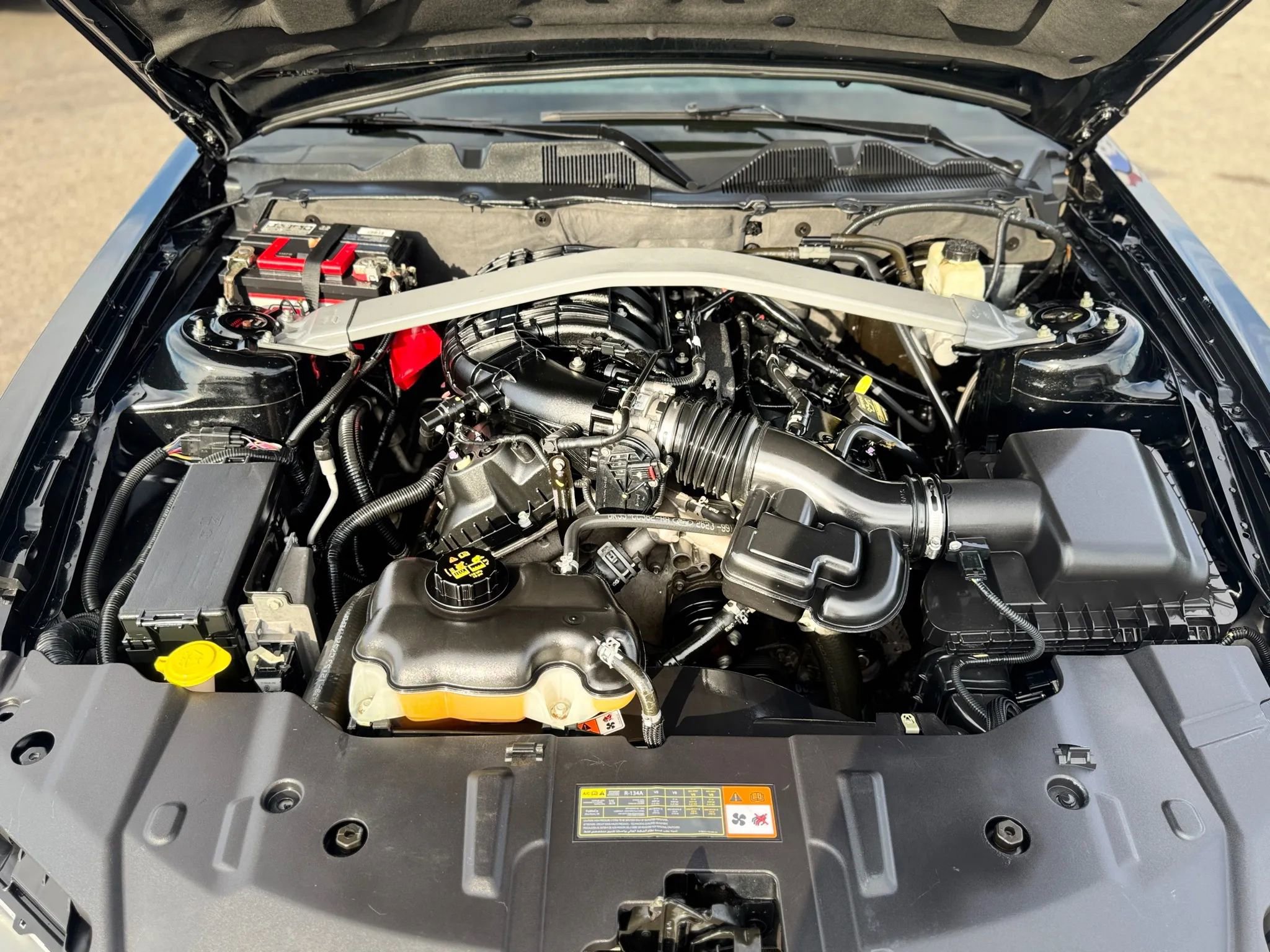 Used 2014 Ford Mustang V6 Convertible 2D image 29