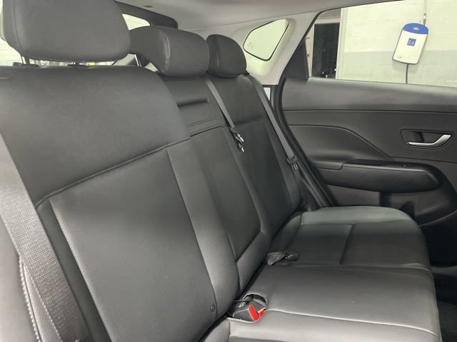 Used 2024 Hyundai Kona Limited AWD/4WD image 39