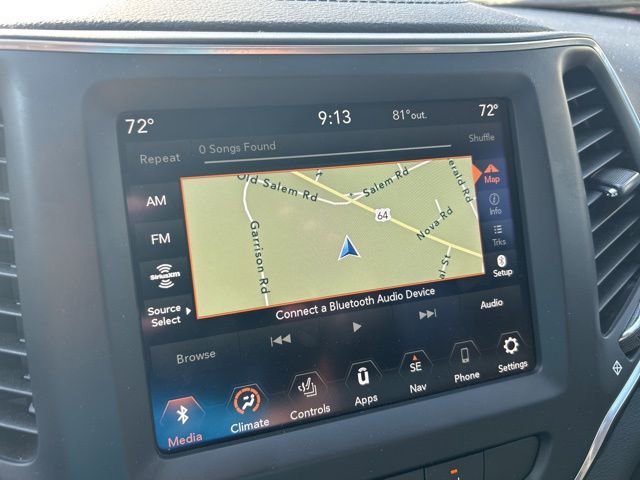 Used 2023 Jeep Cherokee Altitude Lux image 16