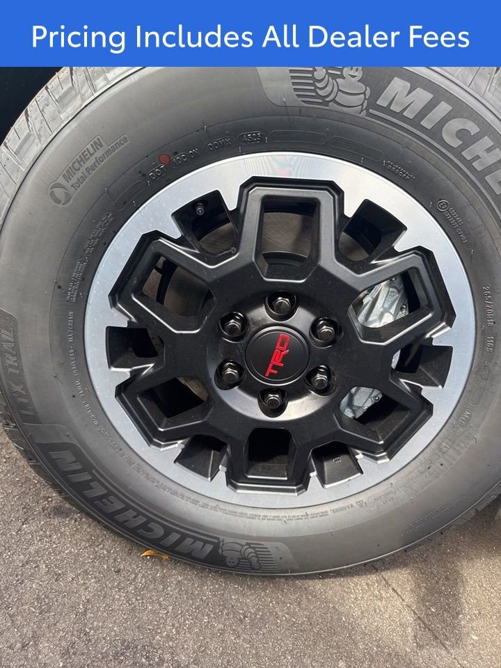 New 2026 Toyota 4Runner TRD Off-Road Premium AWD/4WD image 10