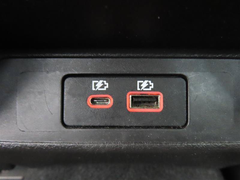 Used 2025 Nissan Altima 2.5 SV FWD image 30