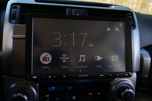 Used 2018 Toyota 4Runner Limited AWD/4WD image 9