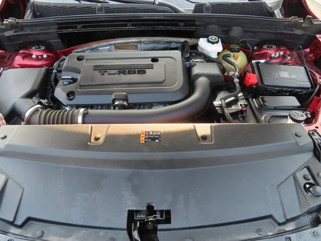 Used 2021 Buick Envision Essence w/ Technology Package I AWD/4WD image 12
