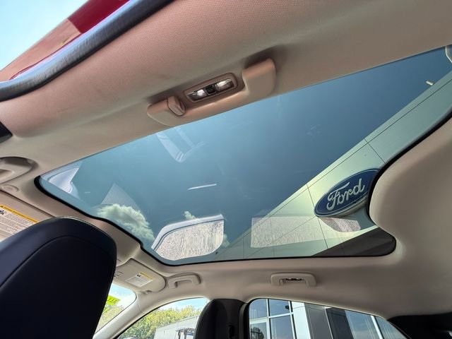 Used 2021 Ford Mustang Mach-E Premium image 16