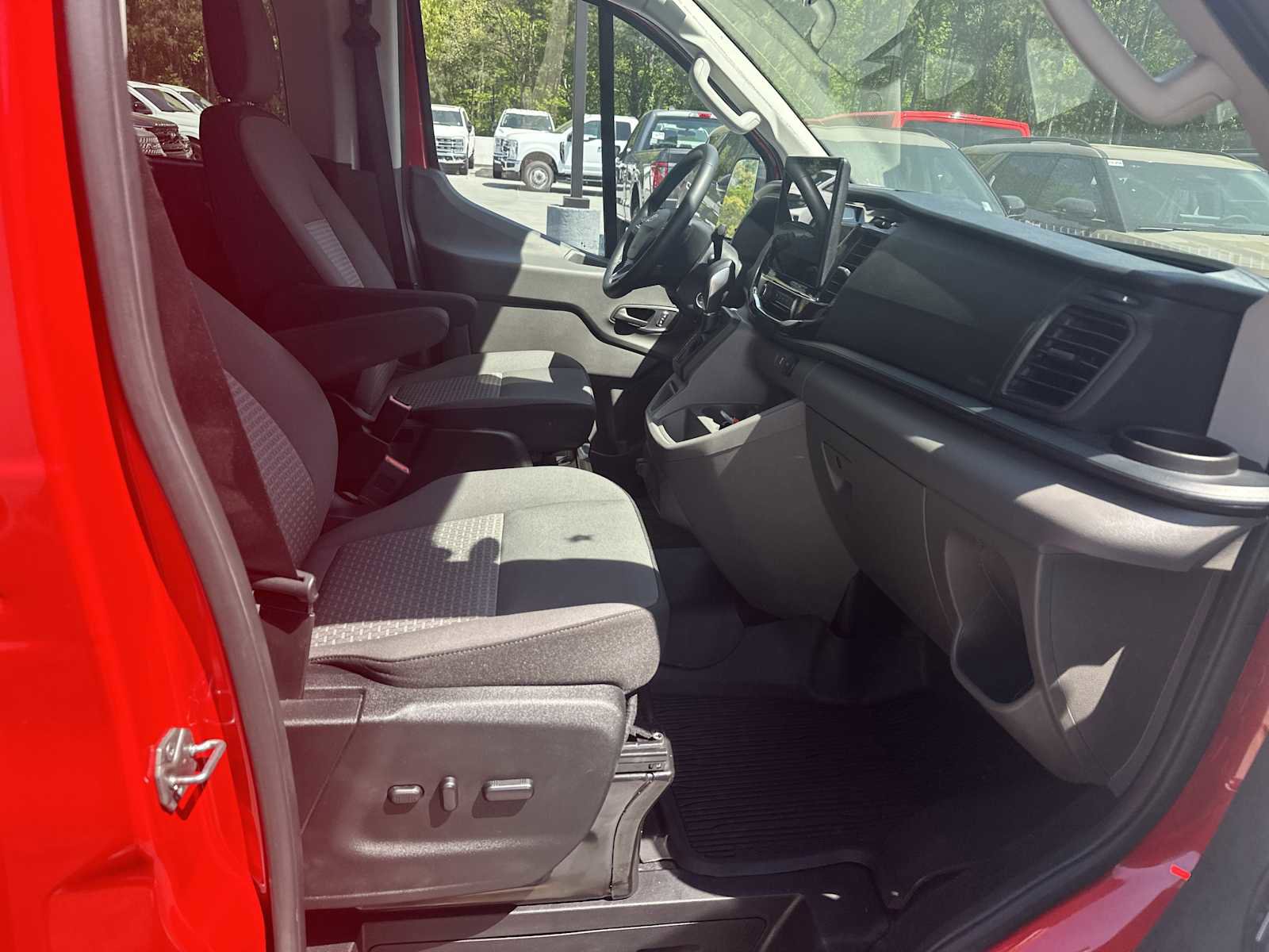Used 2025 Ford Transit 350 XLT AWD/4WD image 15