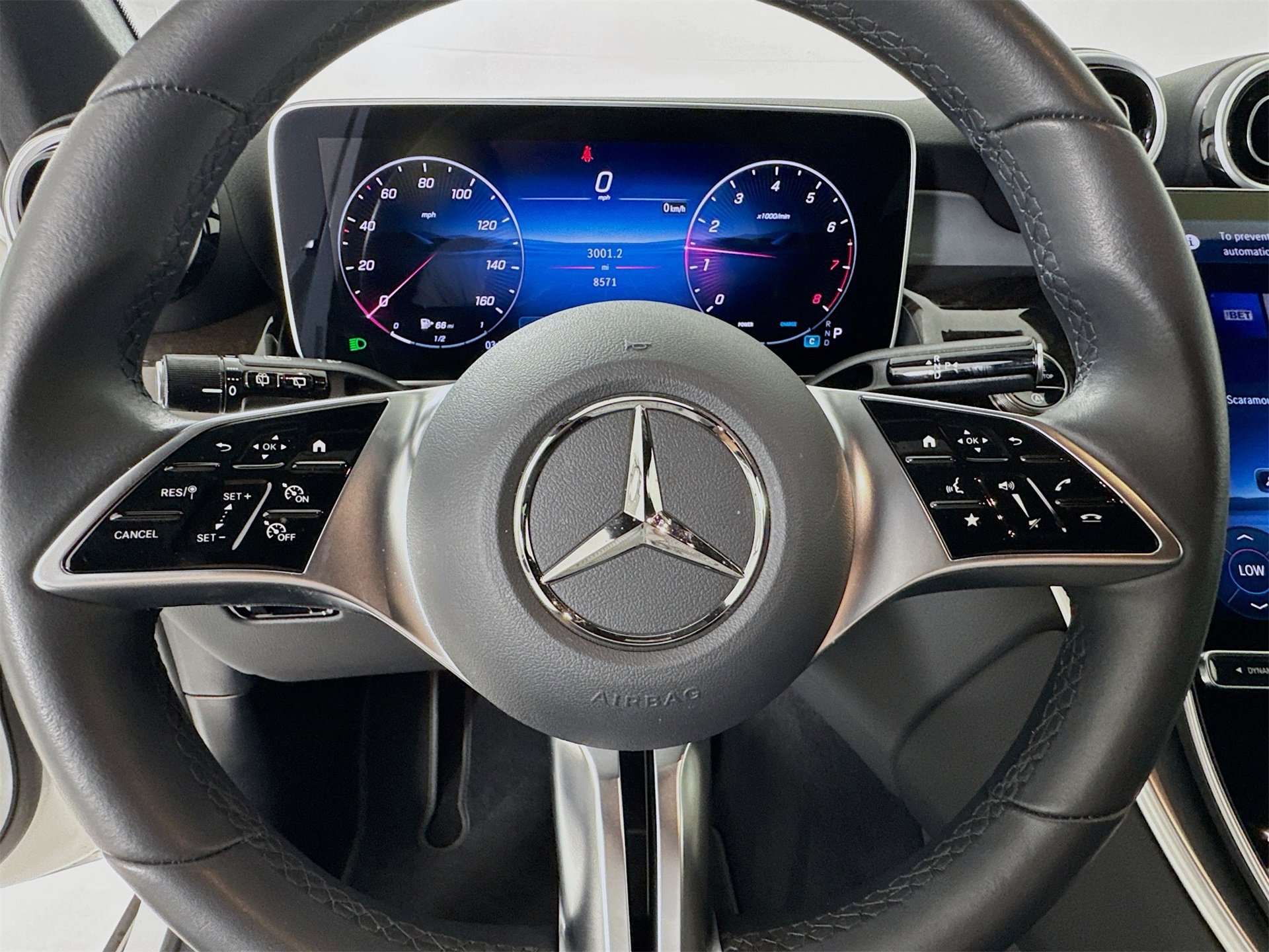 Certified 2025 Mercedes-Benz GLC 300 image 12