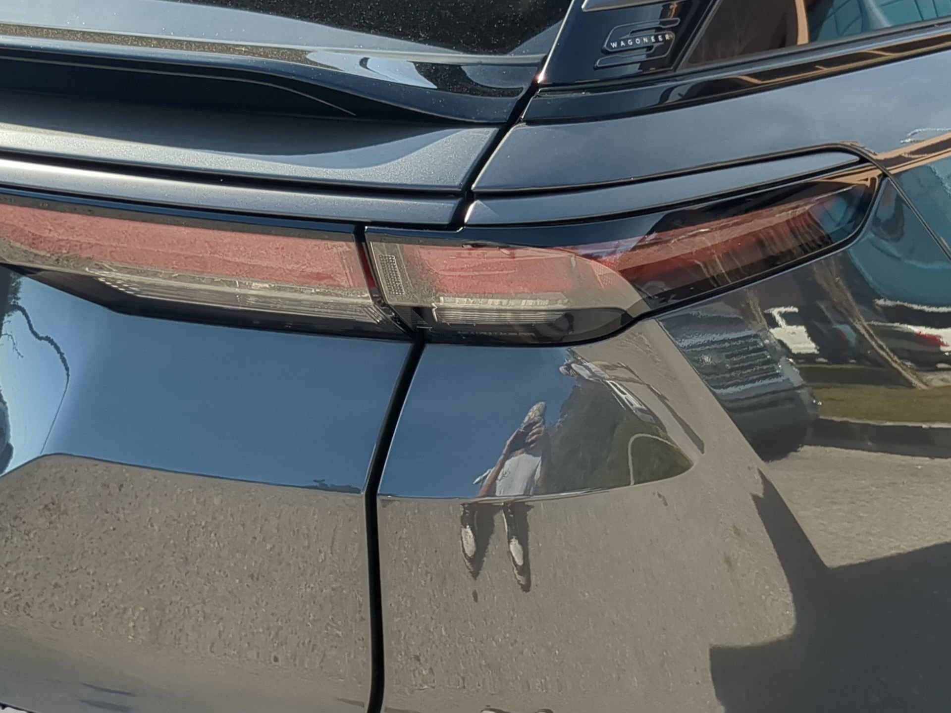 Used 2025 Jeep Wagoneer S Launch Edition image 37