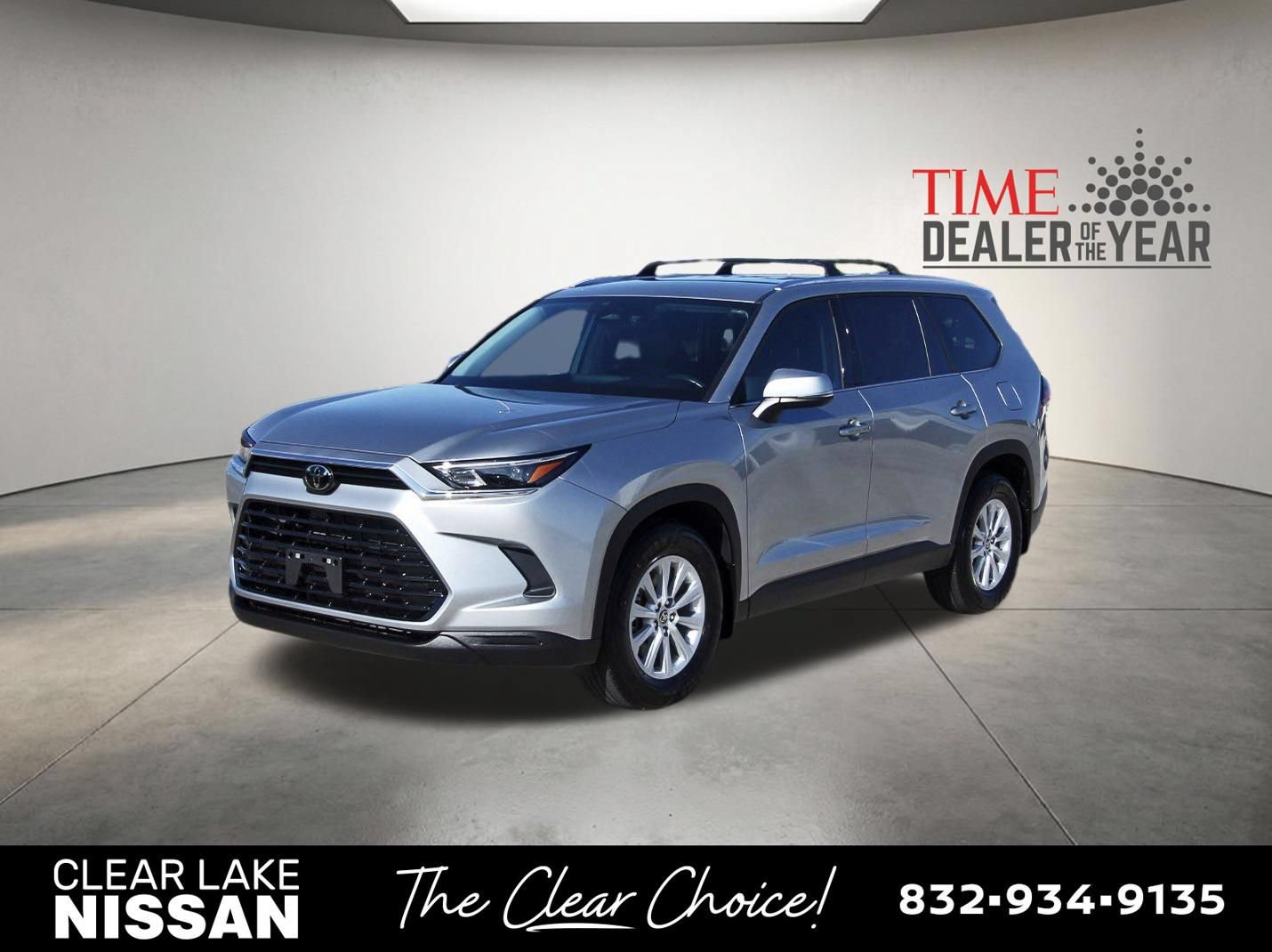 Used 2024 Toyota Grand Highlander AWD image 3