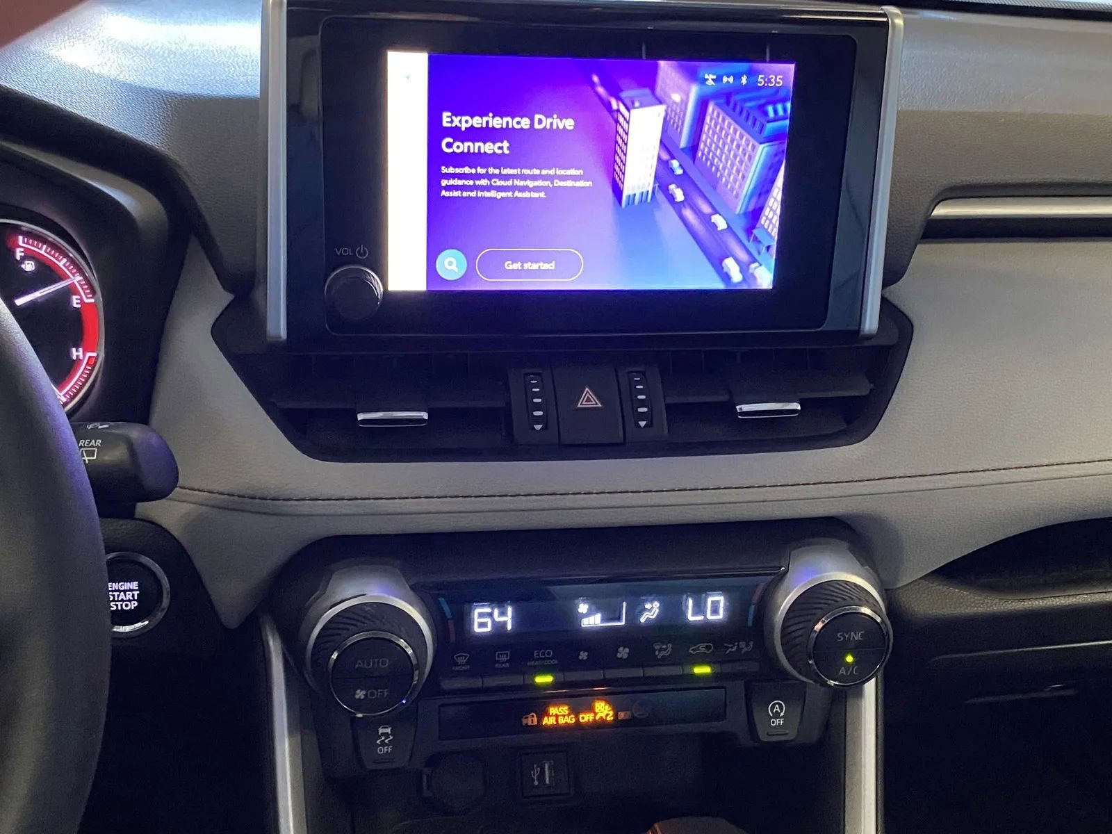 Used 2023 Toyota RAV4 XLE Premium image 13