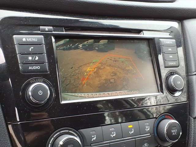 Used 2019 Nissan Rogue S image 19