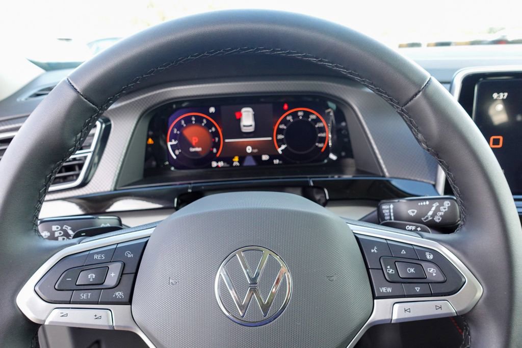 New 2026 Volkswagen Atlas Peak Edition image 17
