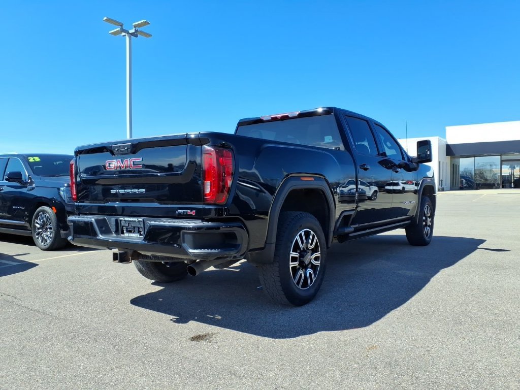 Used 2023 GMC Sierra 2500 AT4 w/ Gooseneck/5TH Wheel Package AWD/4WD image 4