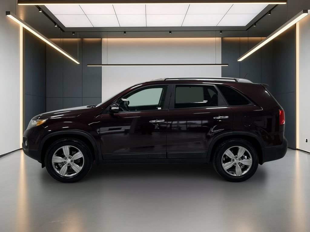 Used 2012 Kia Sorento EX FWD image 2