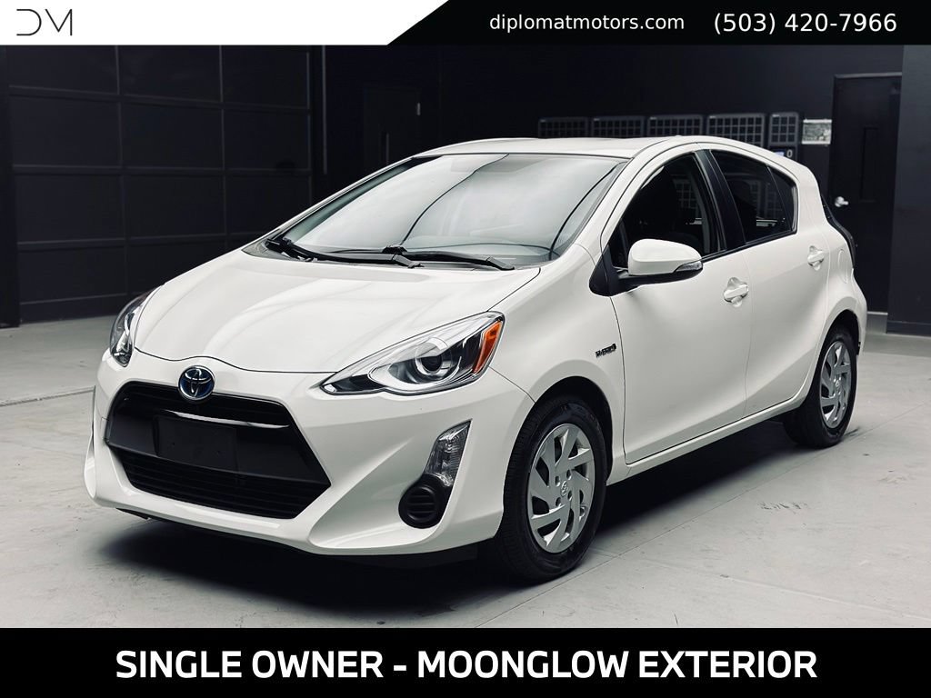 Used 2015 Toyota Prius C Two FWD image 1