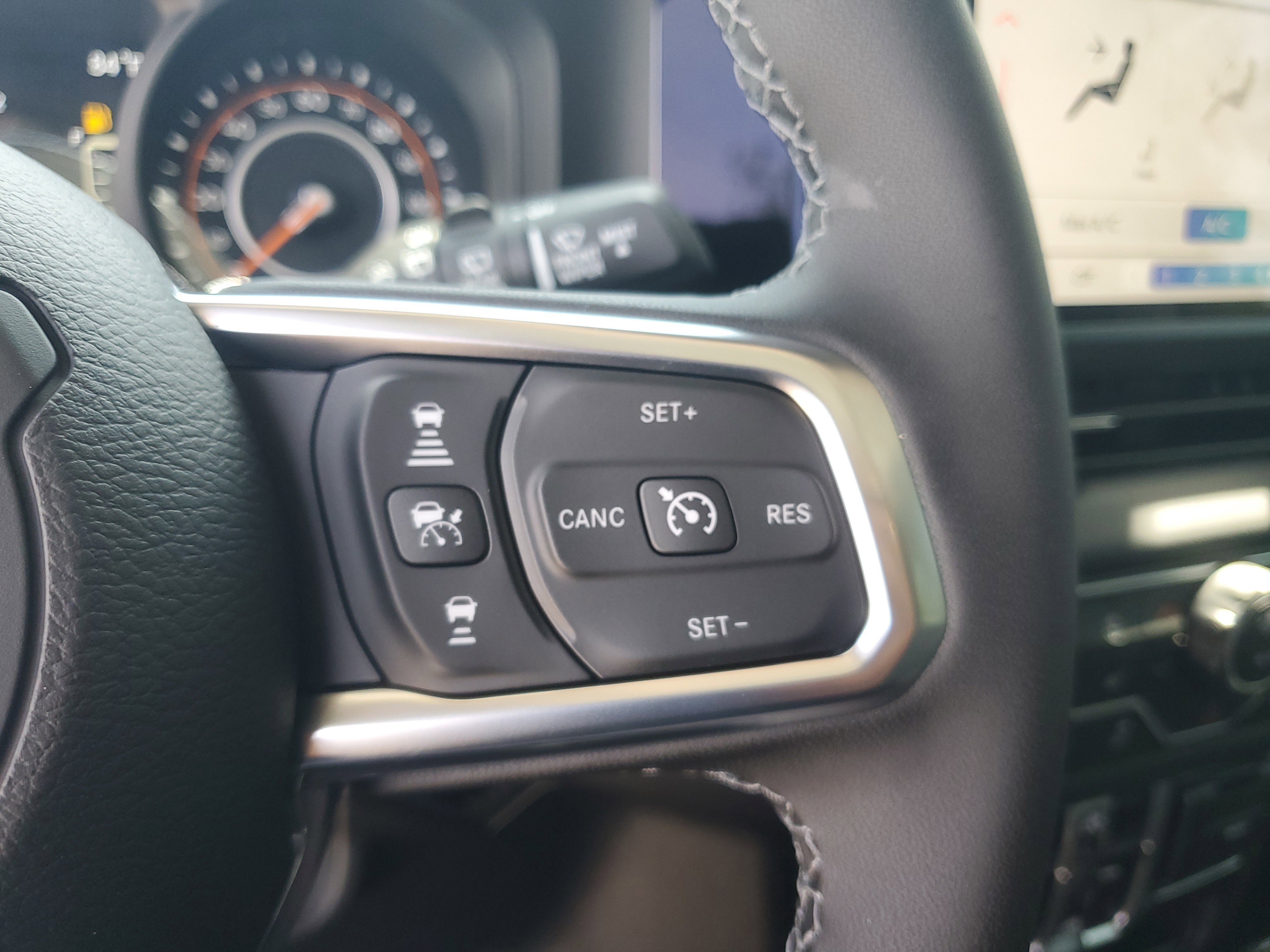 New 2026 Jeep Wrangler Unlimited Sahara AWD/4WD image 14