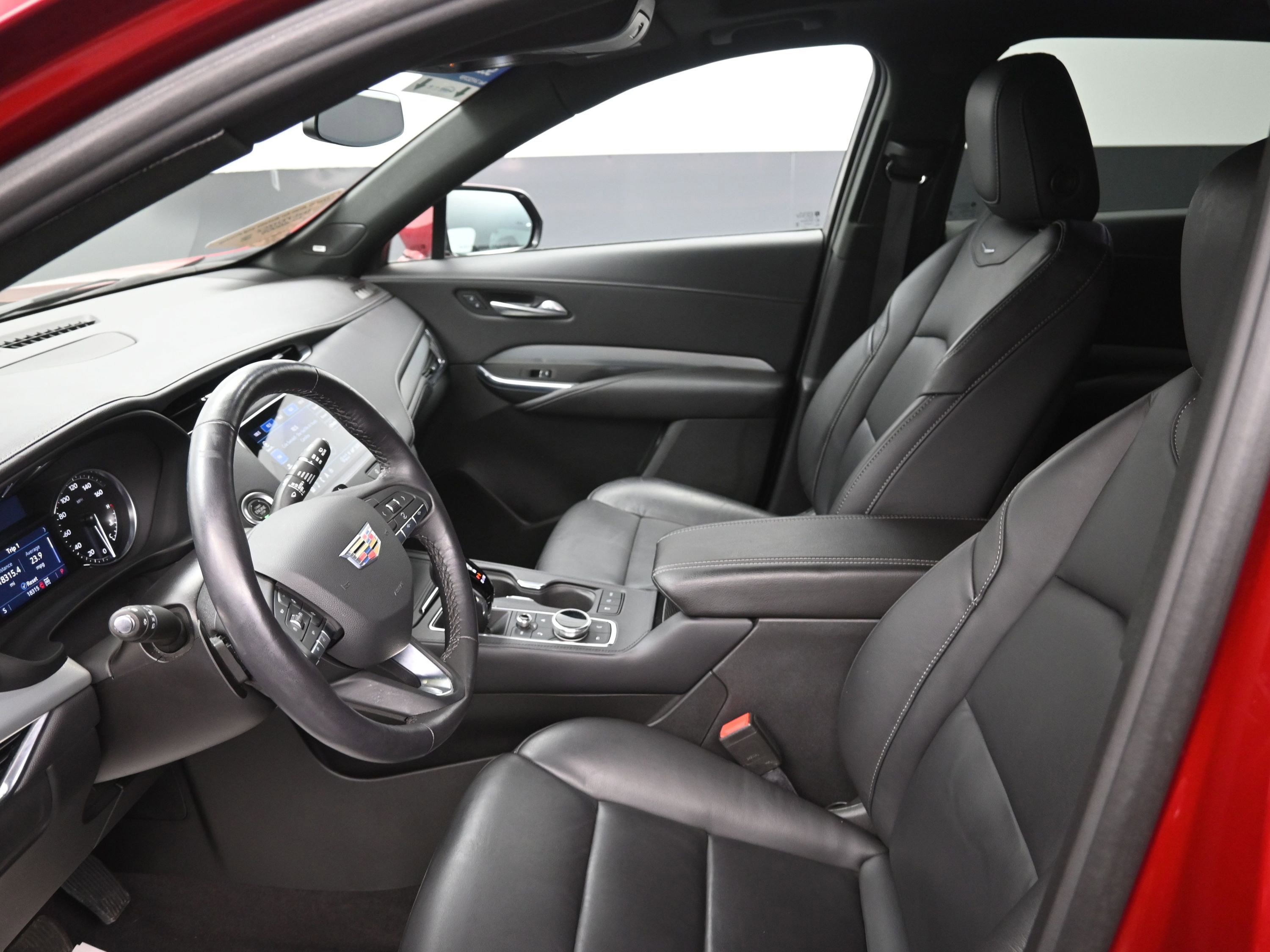 Used 2023 Cadillac XT4 Premium Luxury w/ Cold Weather Package image 25