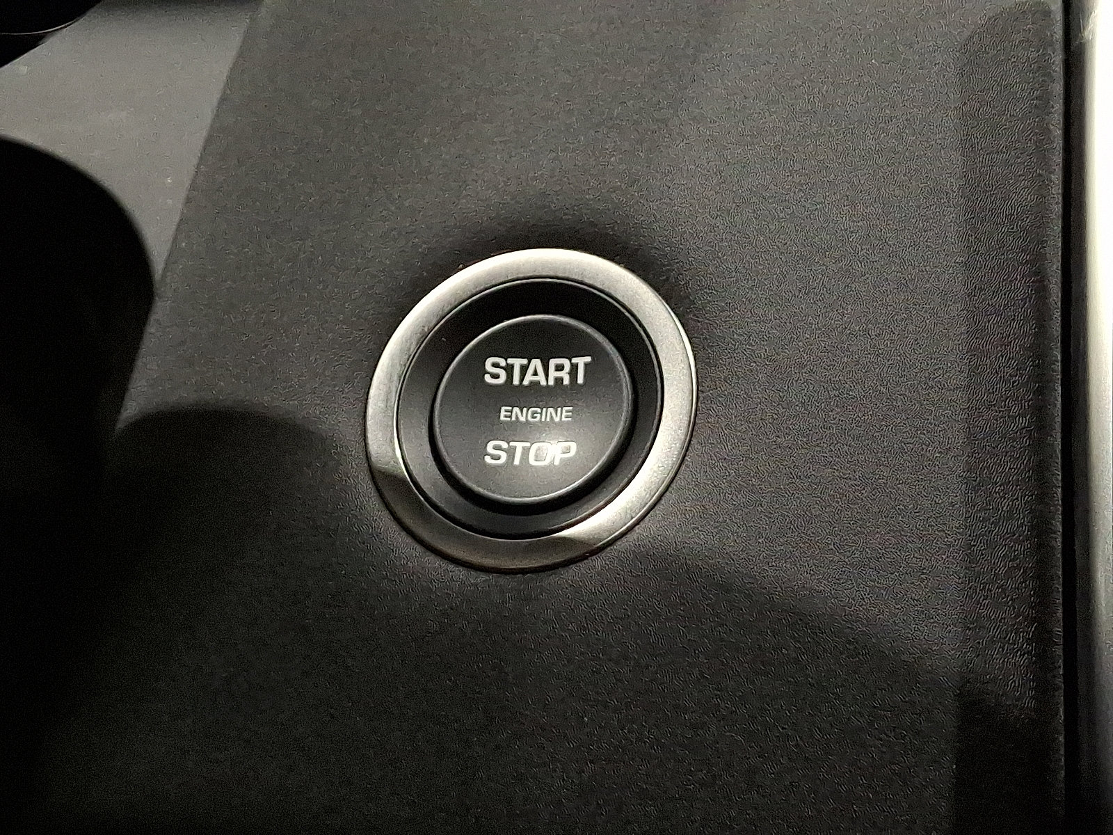 Certified 2025 Land Rover Discovery Sport S image 26